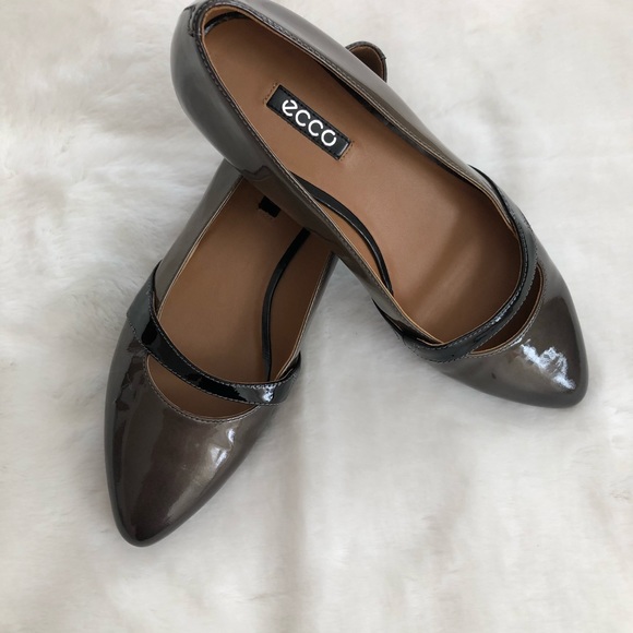 Ecco | Shoes | Ecco Ladies Flats | Poshmark Ecco | Shoes | Ecco Ladies Flats | Poshmark